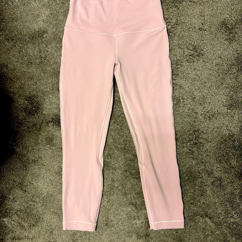 Lululemon align high rise crop 23” size 6